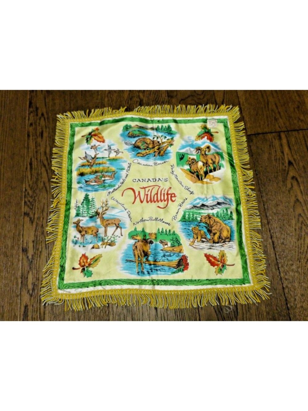 Canada Wildlife Souvenir Pillow Cover Case Fringed Vintage Tourist Giftcraft